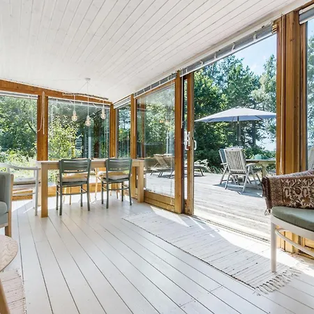 3 Bedroom Beautiful In Vakantiehuis